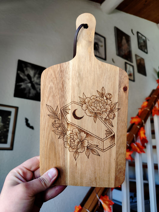 planche à découper ⚰️🌸🌙